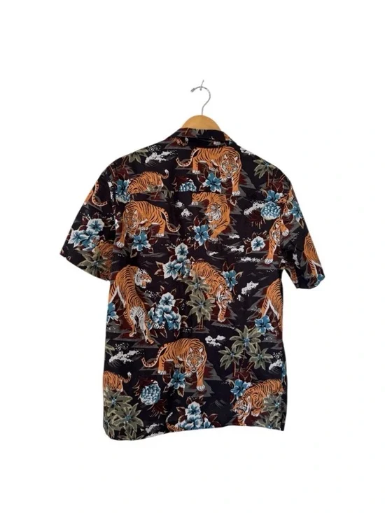 H&M Tiger Exotic Jungle Print Button Up Hawaiian Short Sleeve Shirt Men's Size S - Picture 2 of 4